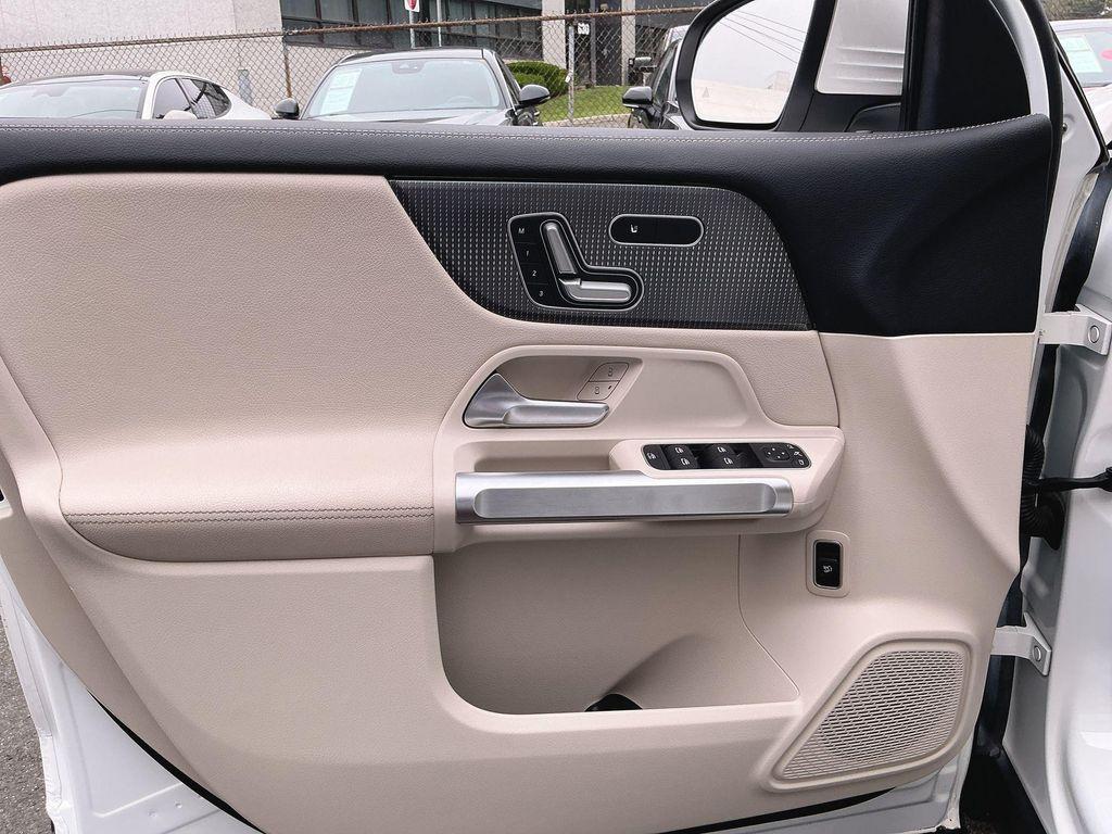 used 2021 Mercedes-Benz GLB 250 car, priced at $25,061