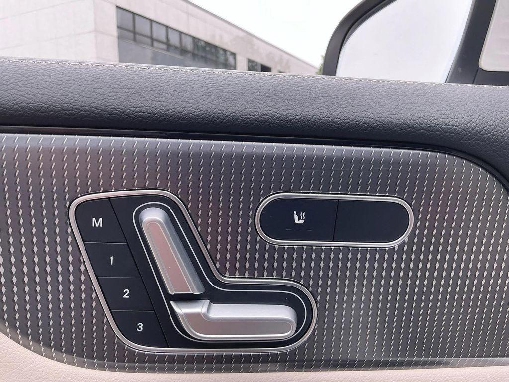 used 2021 Mercedes-Benz GLB 250 car, priced at $25,061