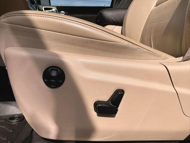 used 2014 Jeep Grand Cherokee car, priced at $10,572