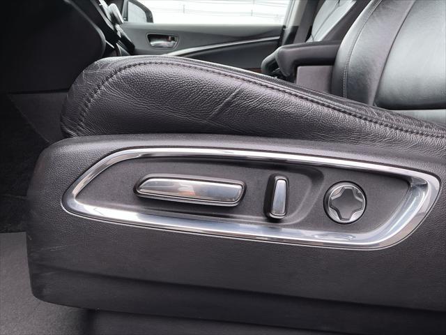 used 2020 Acura MDX car, priced at $25,523