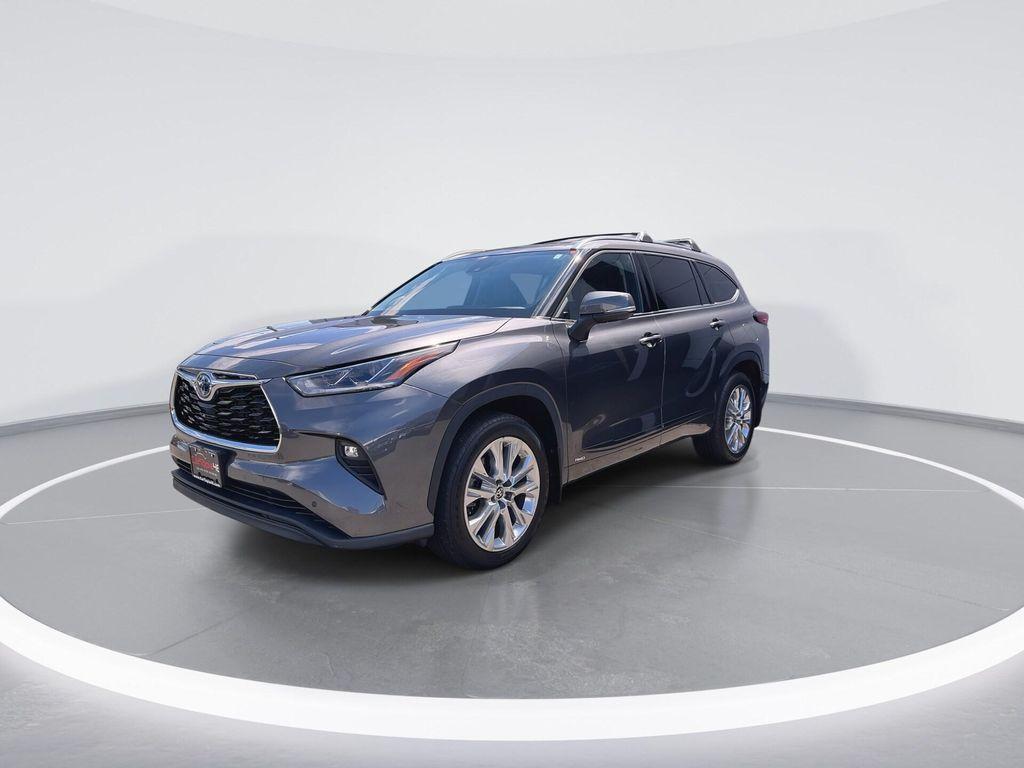 used 2023 Toyota Highlander Hybrid car, priced at $47,939