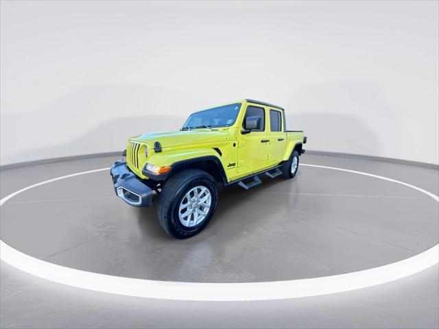 used 2023 Jeep Gladiator car, priced at $32,395