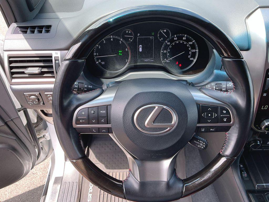 used 2023 Lexus GX 460 car, priced at $53,938