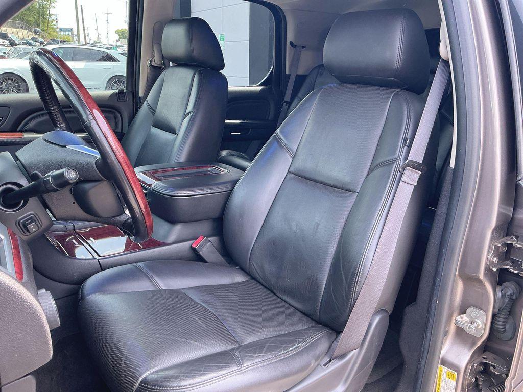 used 2014 Cadillac Escalade car, priced at $17,566
