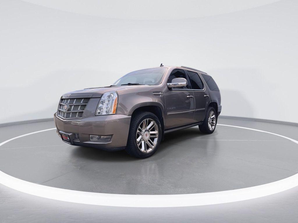 used 2014 Cadillac Escalade car, priced at $17,566