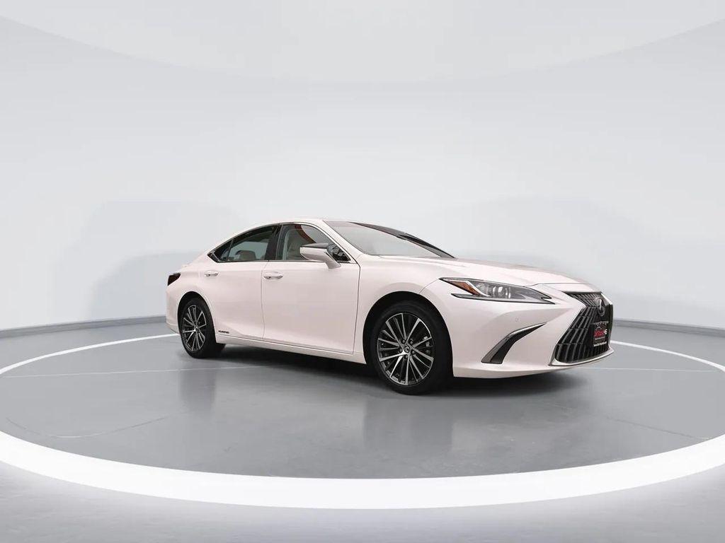 used 2022 Lexus ES 300h car, priced at $28,395