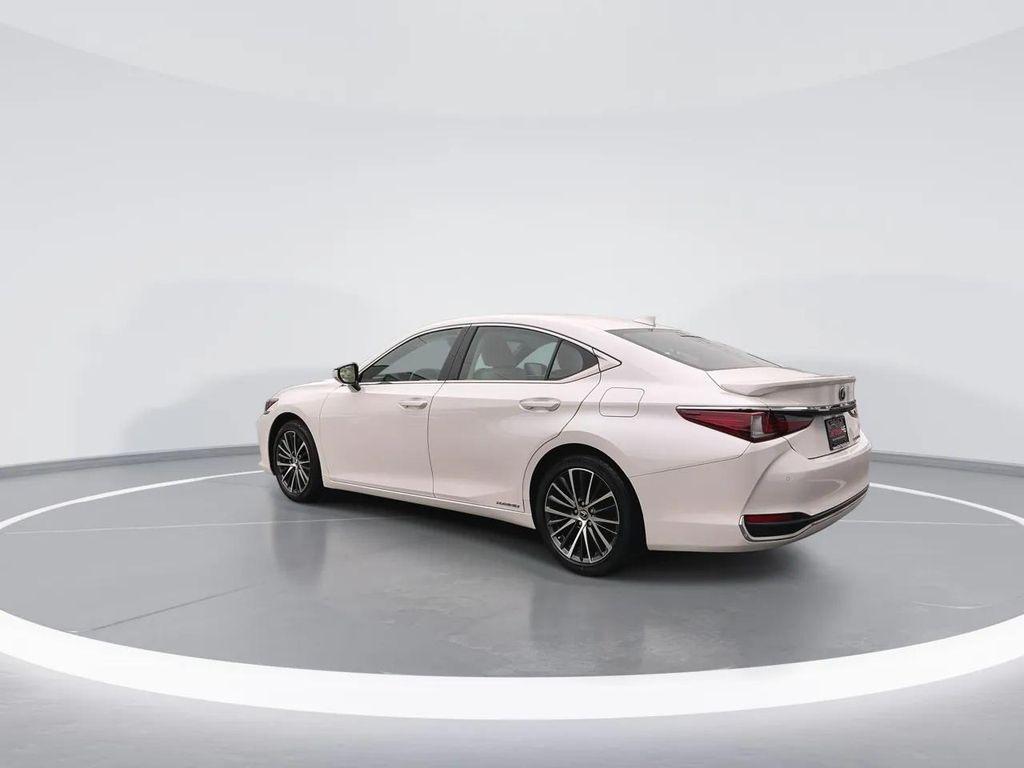 used 2022 Lexus ES 300h car, priced at $28,395