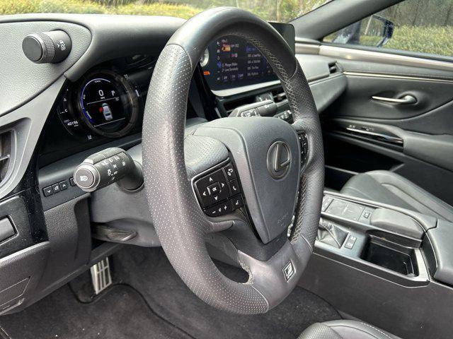 used 2022 Lexus ES 300h car, priced at $35,000