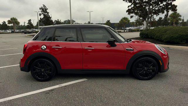 used 2024 MINI Hardtop car, priced at $26,000