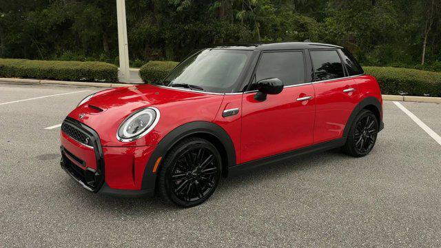 used 2024 MINI Hardtop car, priced at $26,000