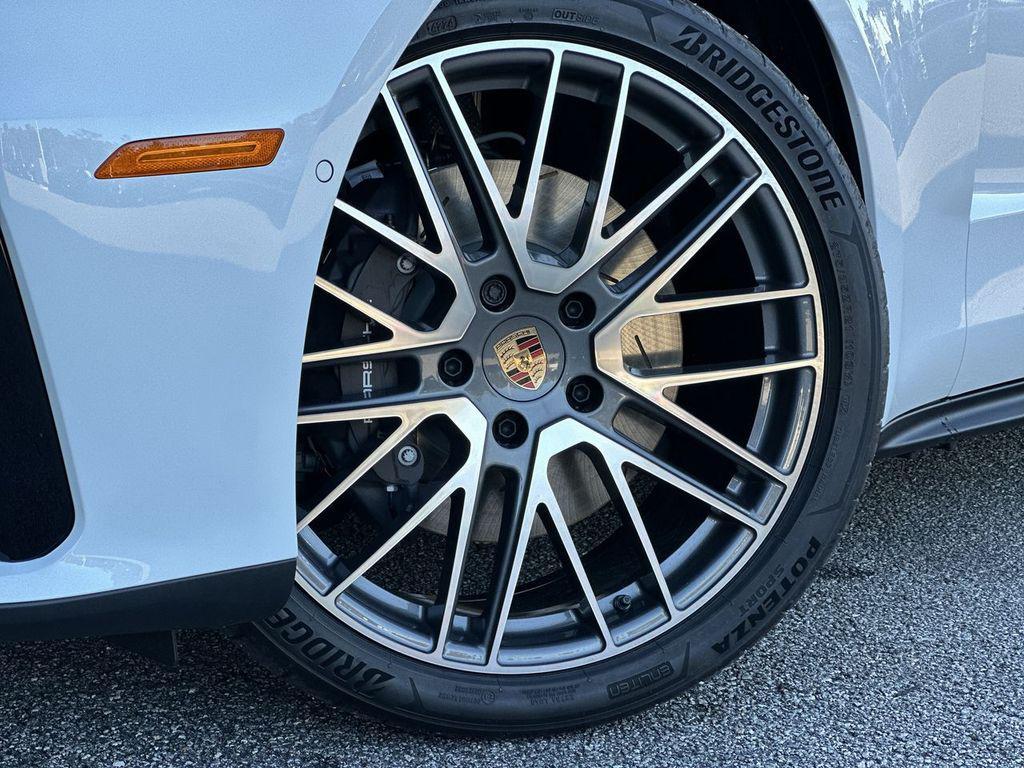 new 2025 Porsche Panamera car, priced at $113,752