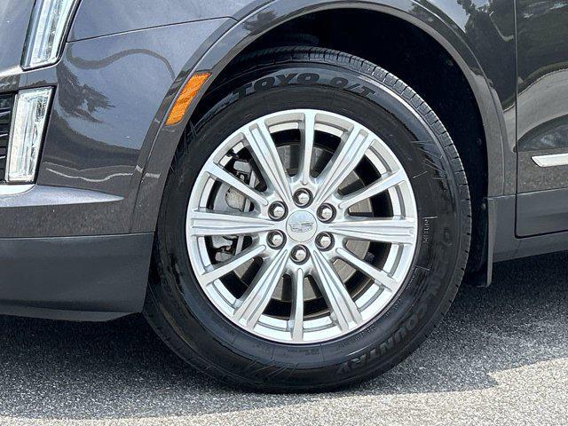used 2017 Cadillac XT5 car, priced at $16,000