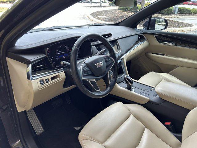 used 2017 Cadillac XT5 car, priced at $16,000