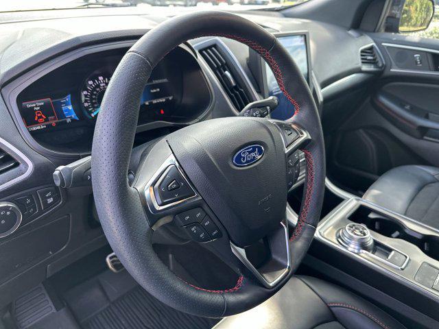 used 2024 Ford Edge car, priced at $30,105