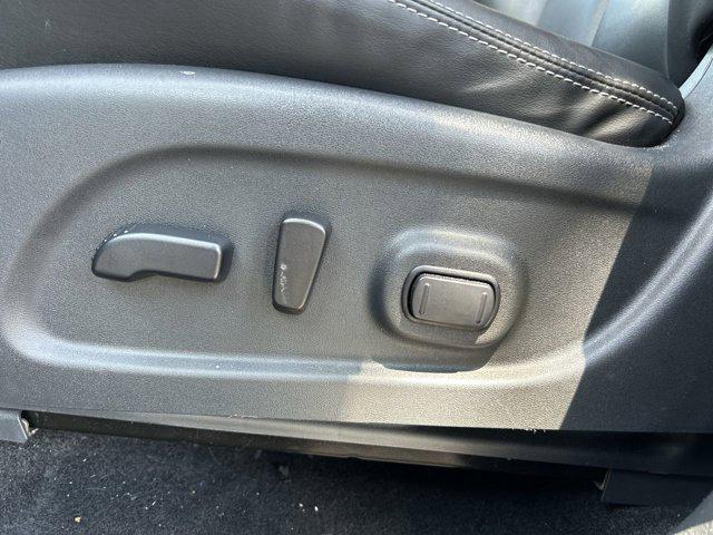 used 2023 Nissan Murano car, priced at $25,000