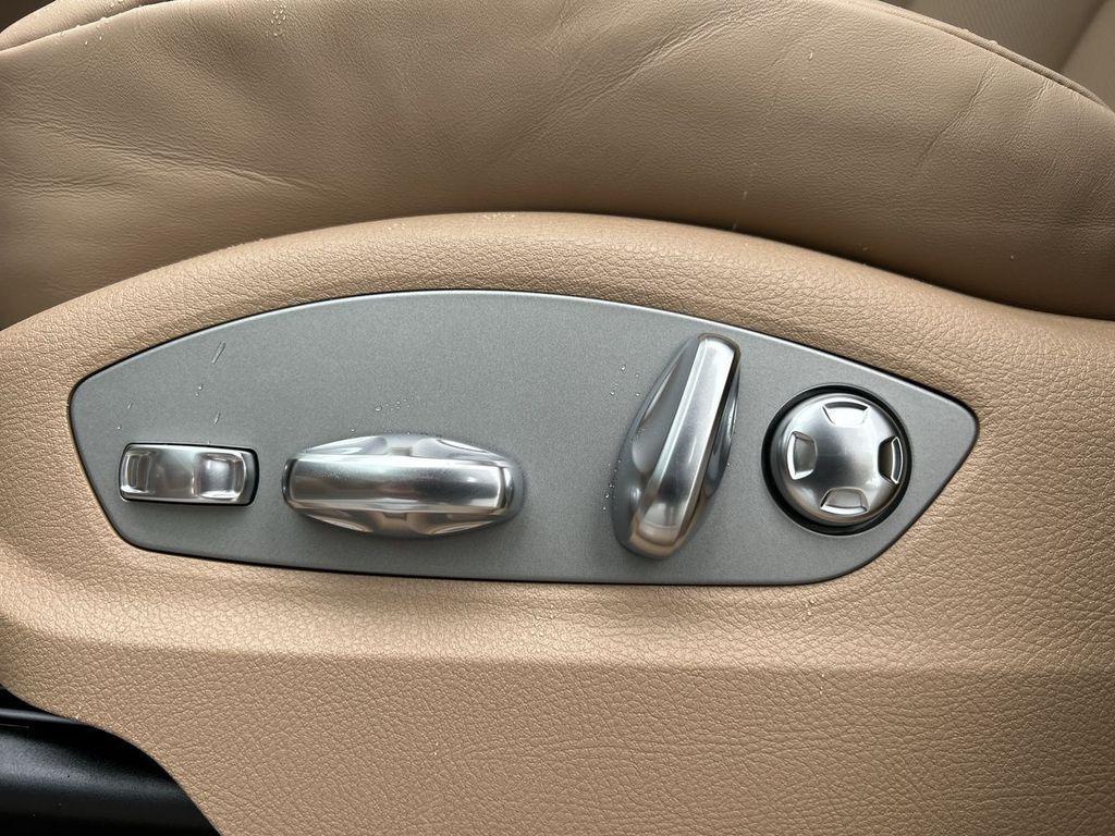 new 2025 Porsche Macan car, priced at $71,998