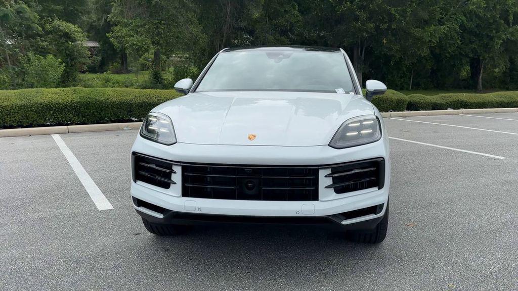 new 2025 Porsche Cayenne car, priced at $111,425