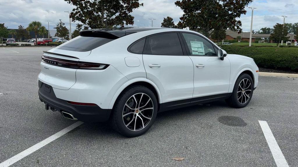 new 2025 Porsche Cayenne car, priced at $111,425