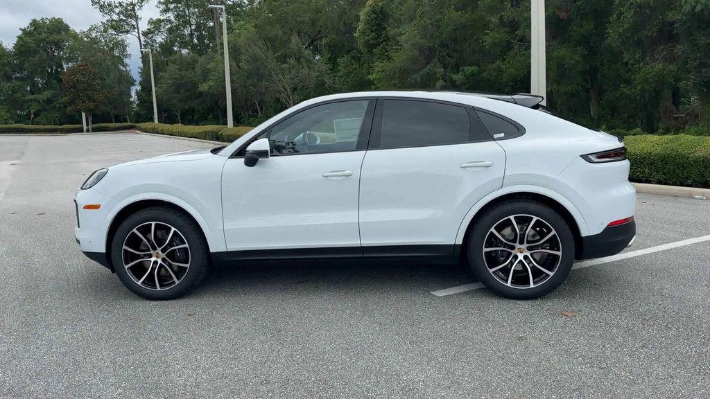 new 2025 Porsche Cayenne car, priced at $111,425
