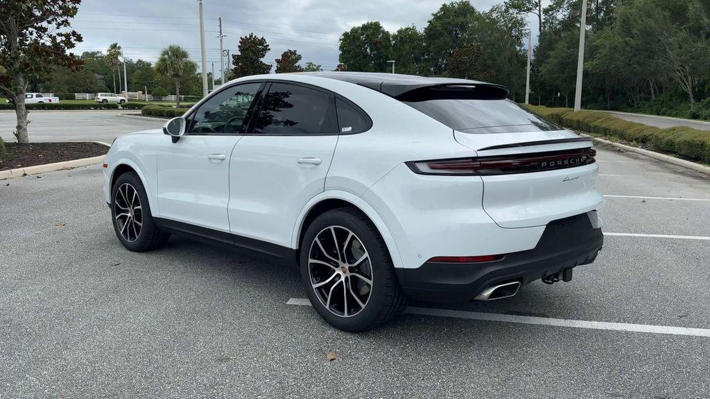 new 2025 Porsche Cayenne car, priced at $111,425