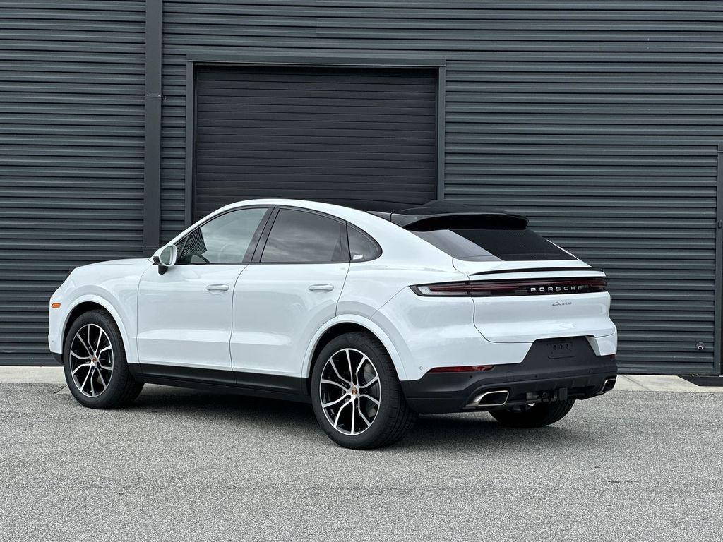 new 2025 Porsche Cayenne car, priced at $111,425