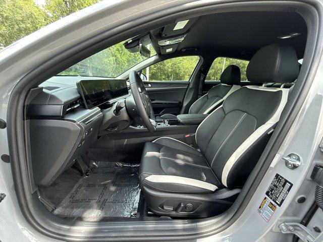 used 2025 Kia K5 car, priced at $28,000