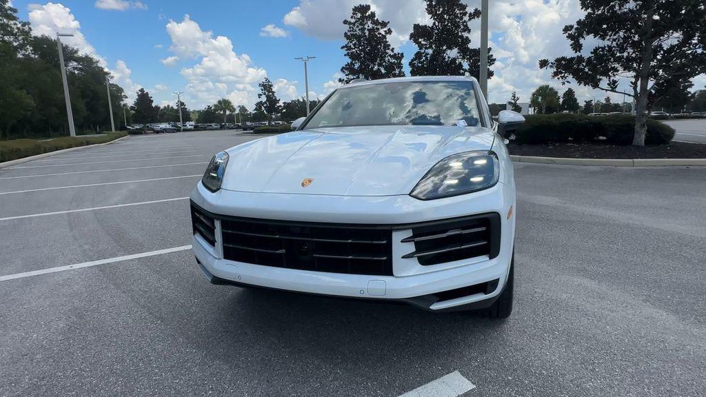 new 2025 Porsche Cayenne car, priced at $103,925