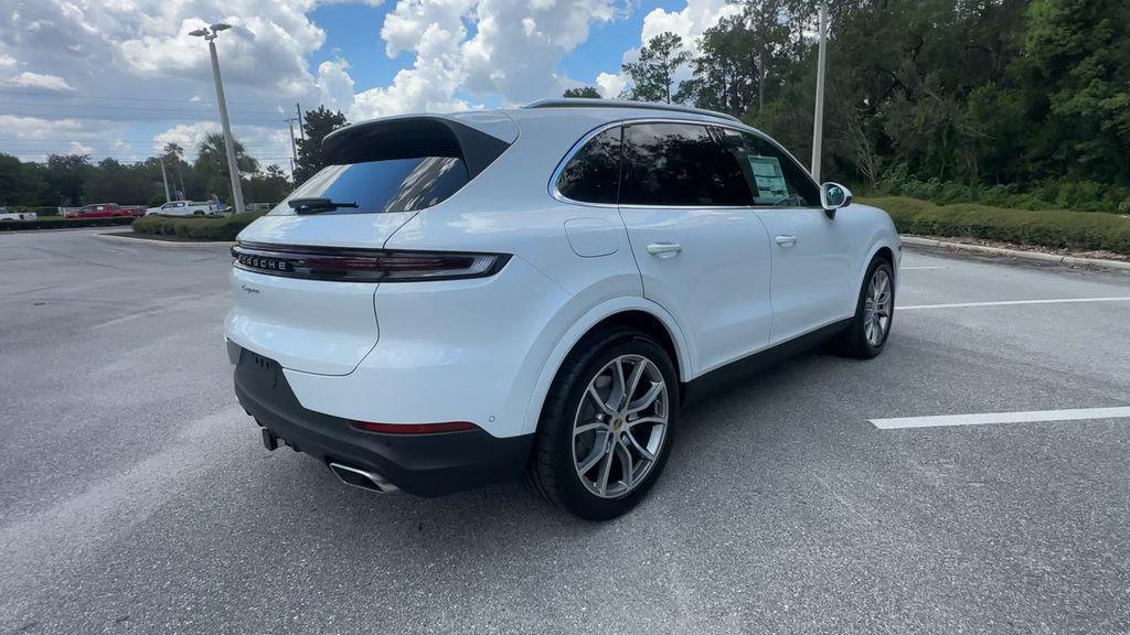 new 2025 Porsche Cayenne car, priced at $103,925