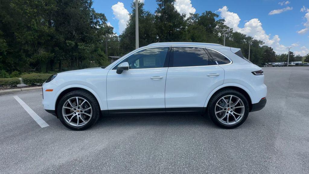 new 2025 Porsche Cayenne car, priced at $103,925