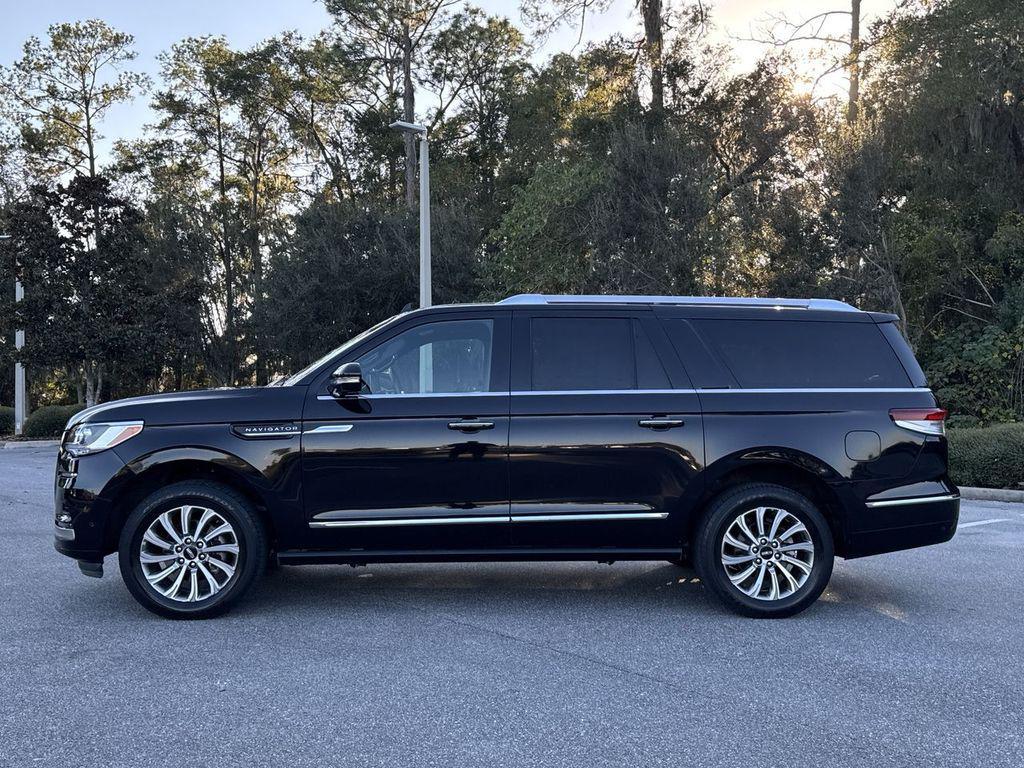 used 2024 Lincoln Navigator car, priced at $64,000