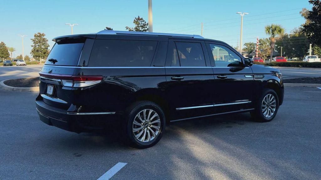 used 2024 Lincoln Navigator car, priced at $64,000
