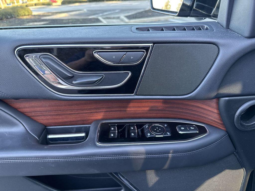used 2024 Lincoln Navigator car, priced at $64,000