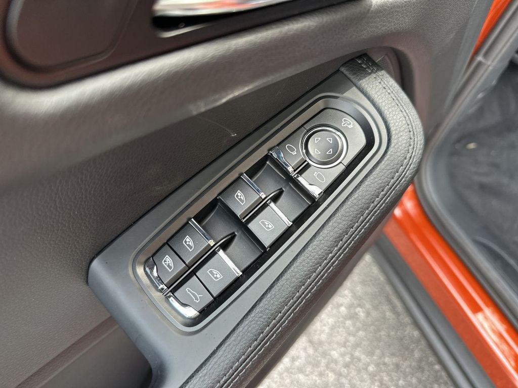 new 2025 Porsche Macan car, priced at $78,315