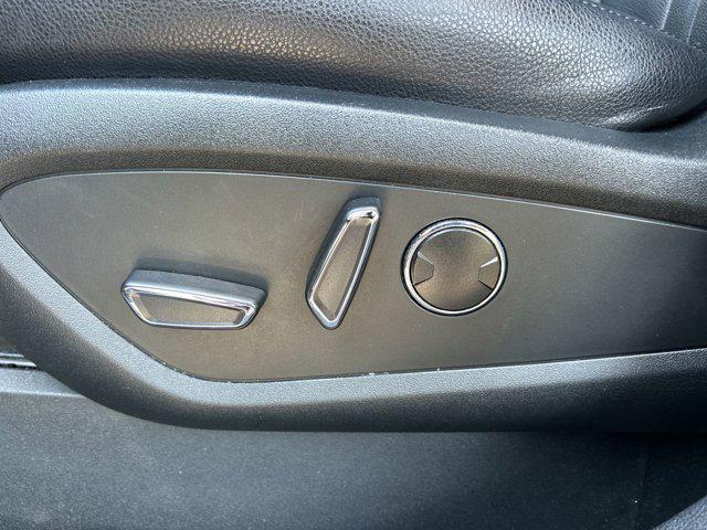used 2022 Lincoln Nautilus car, priced at $28,000