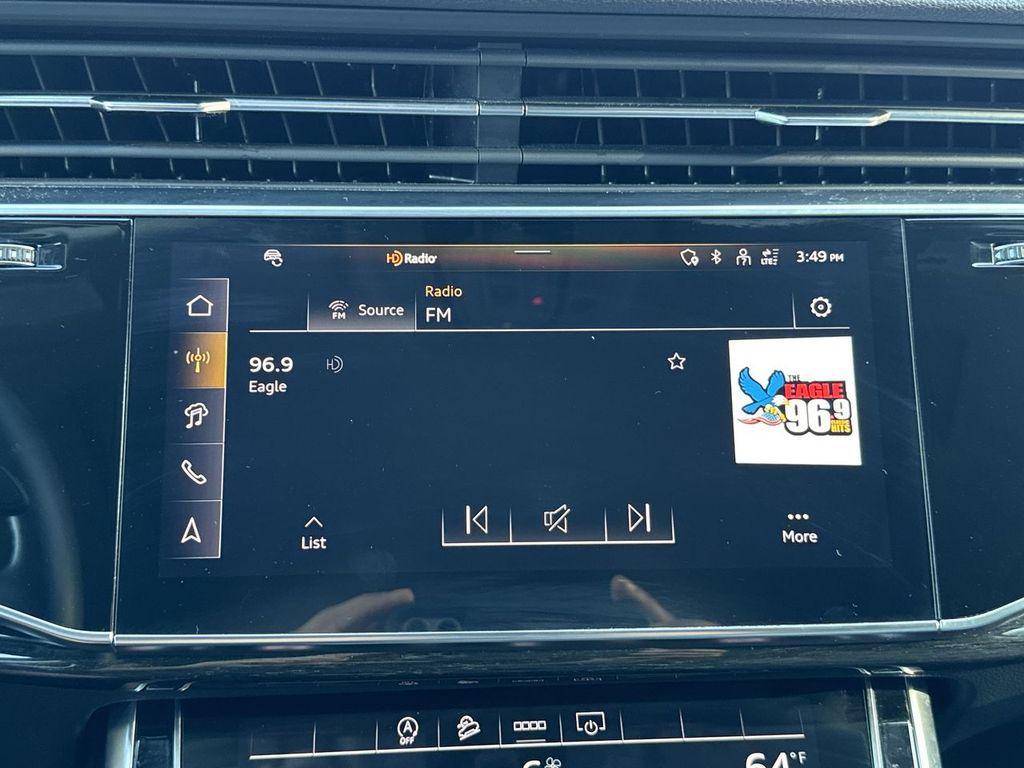 used 2025 Audi Q7 car, priced at $52,000