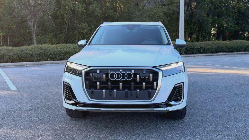 used 2025 Audi Q7 car, priced at $52,000