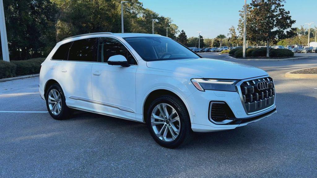 used 2025 Audi Q7 car, priced at $52,000
