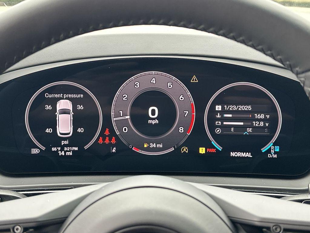 new 2025 Porsche Cayenne car, priced at $98,859