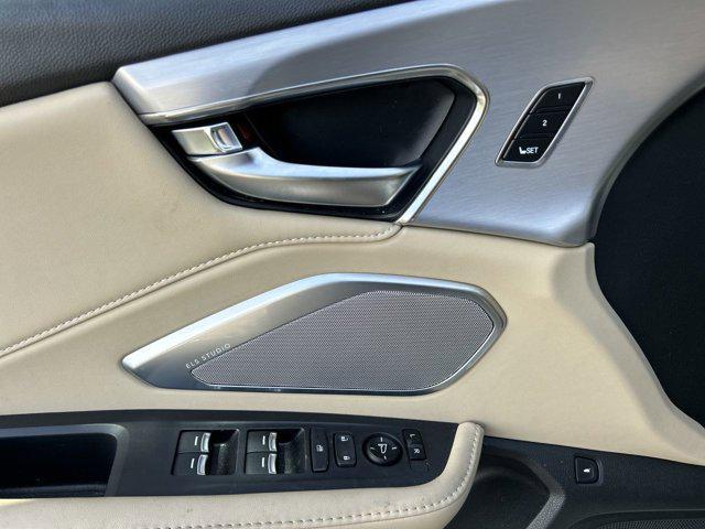 used 2020 Acura RDX car, priced at $31,000