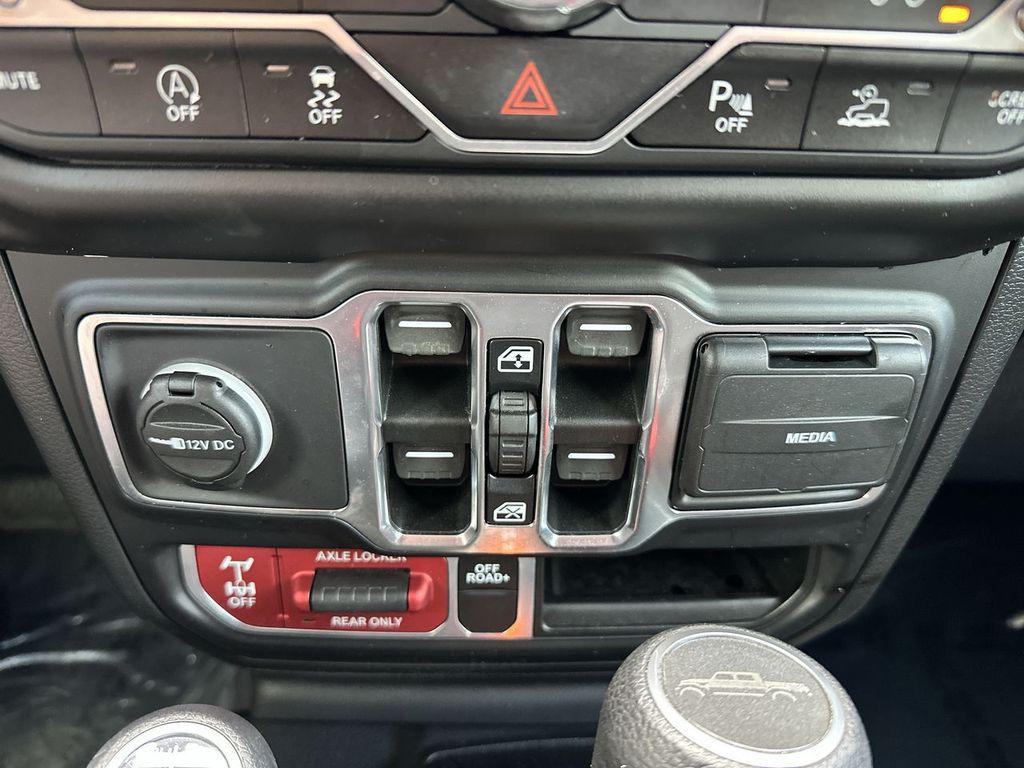 used 2021 Jeep Gladiator car, priced at $40,000
