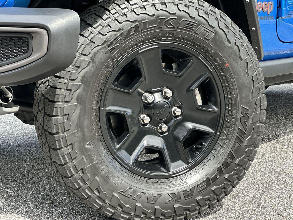used 2021 Jeep Gladiator car, priced at $40,000