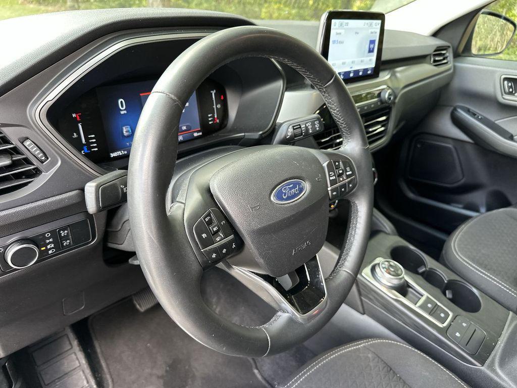 used 2024 Ford Escape car, priced at $20,000