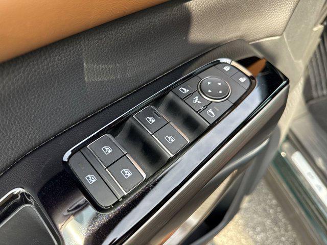 used 2024 Nissan Pathfinder car, priced at $40,000