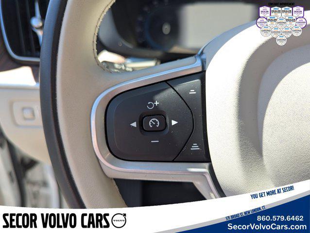 used 2022 Volvo XC60 car, priced at $37,295