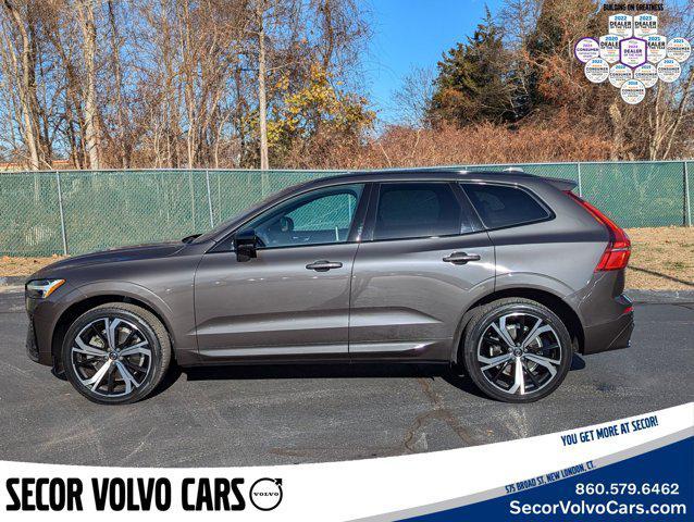 used 2022 Volvo XC60 car, priced at $43,995