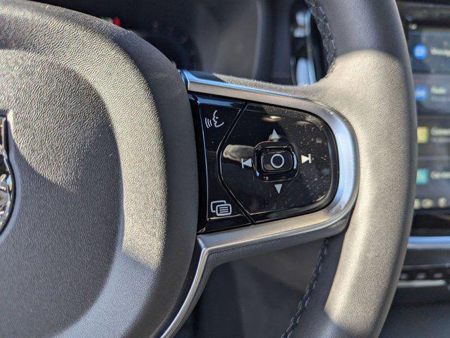 new 2025 Volvo V60 Cross Country car, priced at $61,725