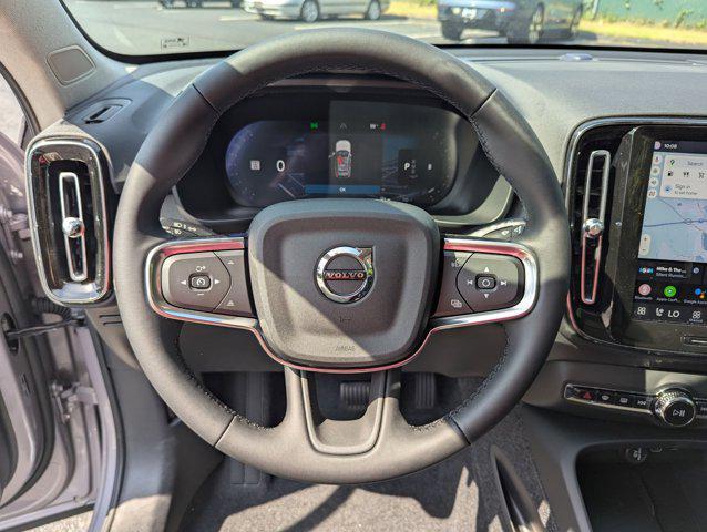 new 2026 Volvo XC40 car