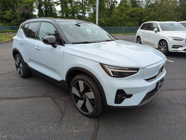 new 2025 Volvo EX40 car, priced at $62,880