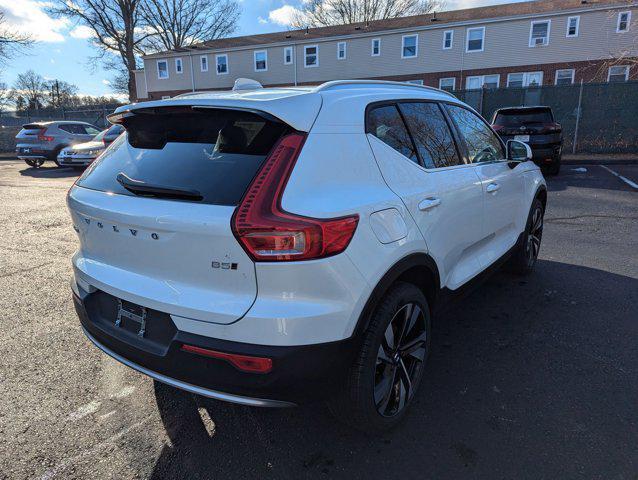 new 2025 Volvo XC40 car, priced at $50,040