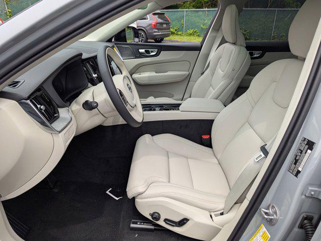 new 2025 Volvo XC60 car